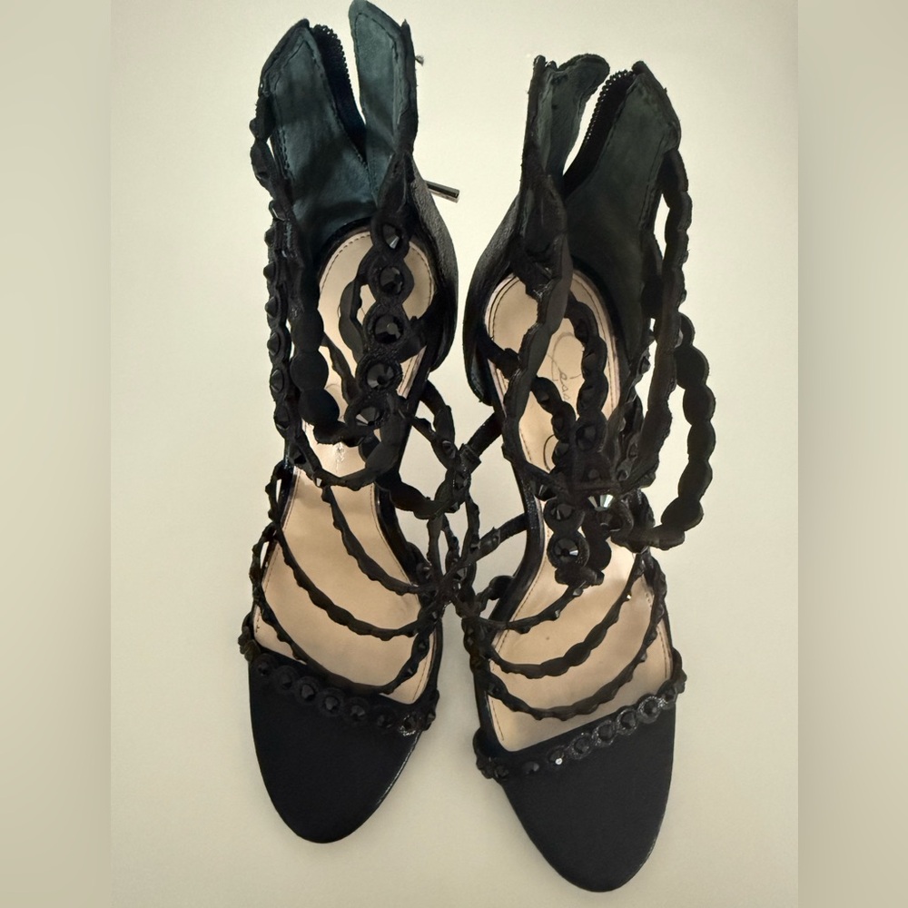 Jessica Simpson used zise 7.5